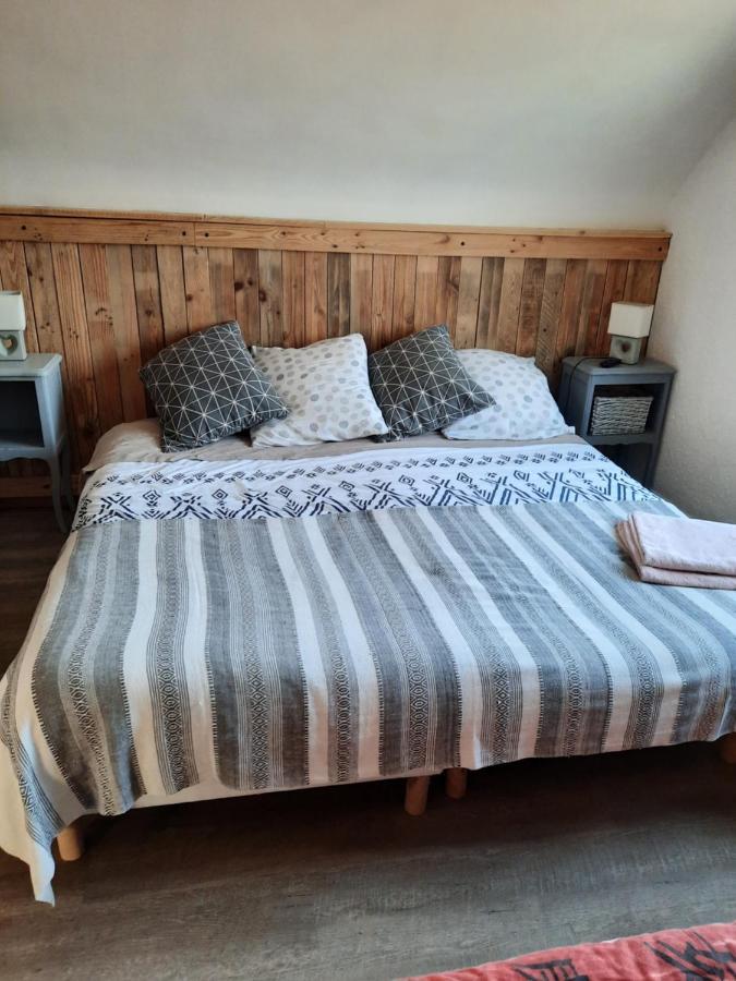 Ellias Bed and Breakfast Pont-lʼAbbé Εξωτερικό φωτογραφία