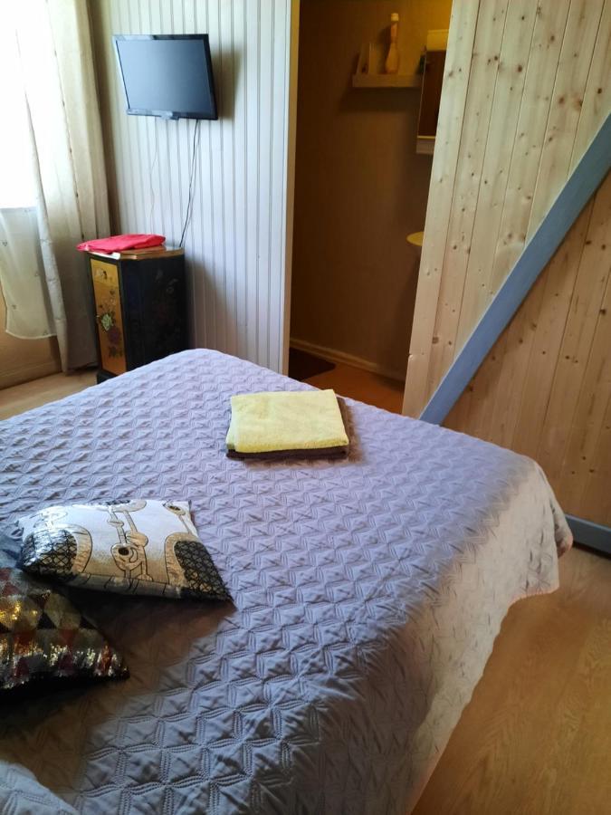 Ellias Bed and Breakfast Pont-lʼAbbé Εξωτερικό φωτογραφία